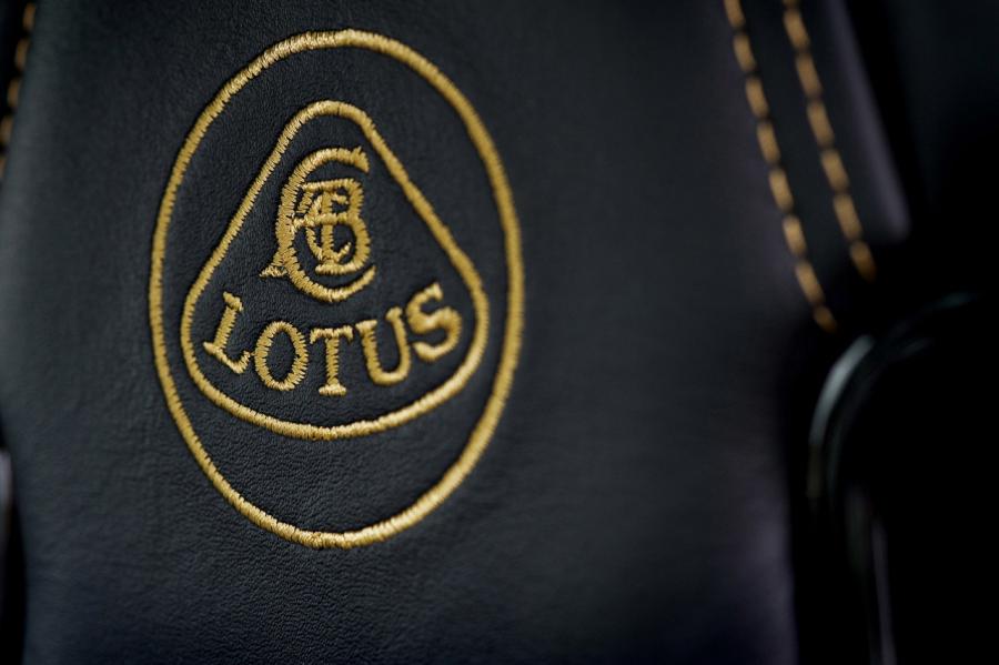  Lotus Exige S LF1 2014 года  (фото 45 из 58)